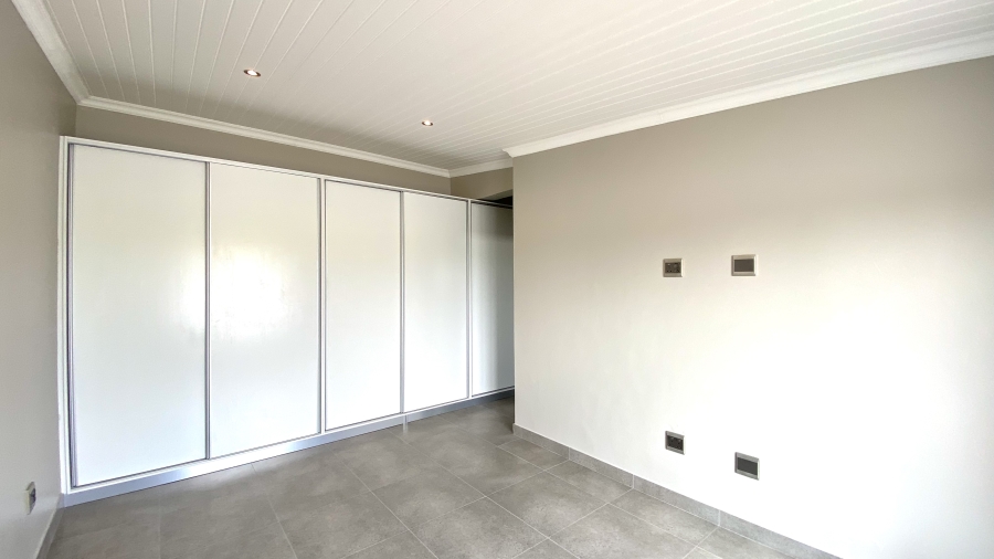 3 Bedroom Property for Sale in Laaiplek Western Cape